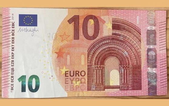 歐元兌美元重挫至一年半低位，受美聯儲鷹派政策前景打壓